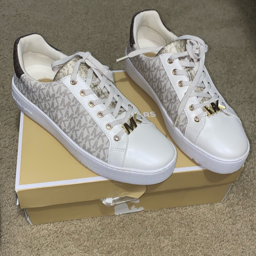Michael Kors logo sneakers